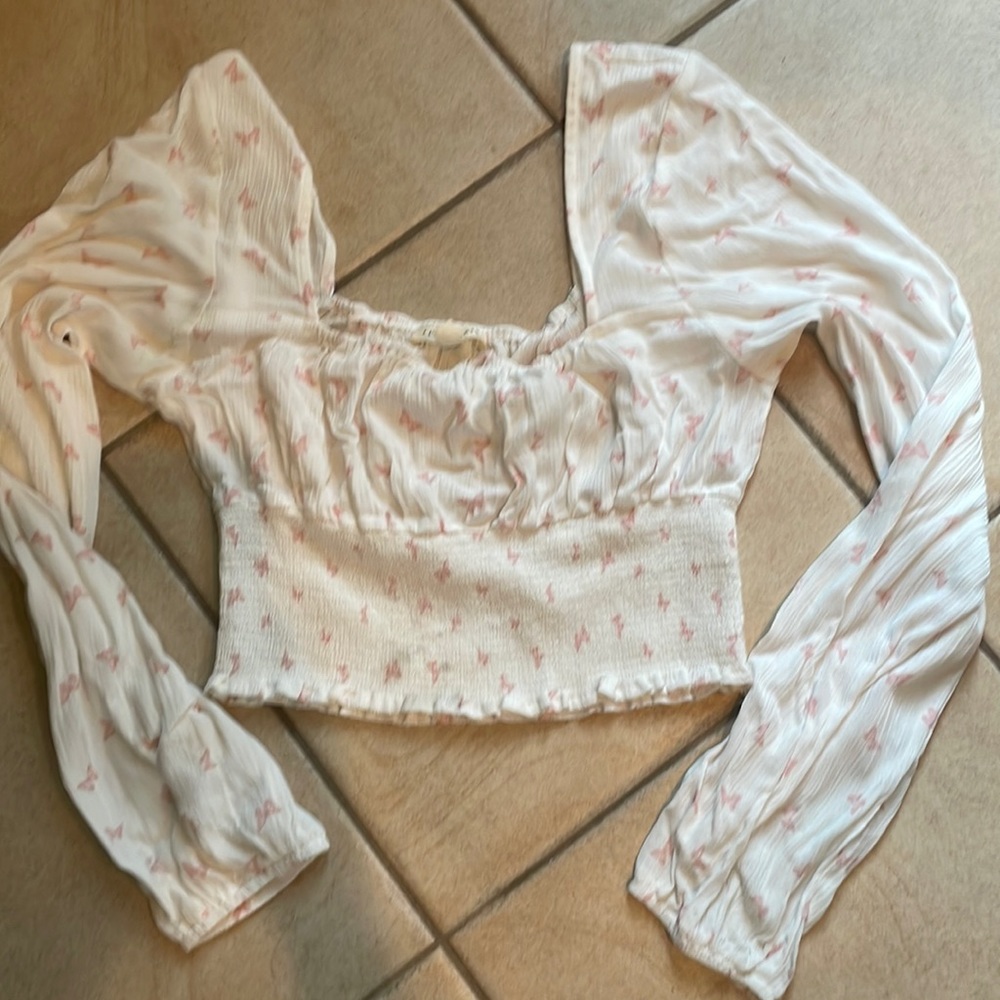 Adorable summer flowy long sleeve